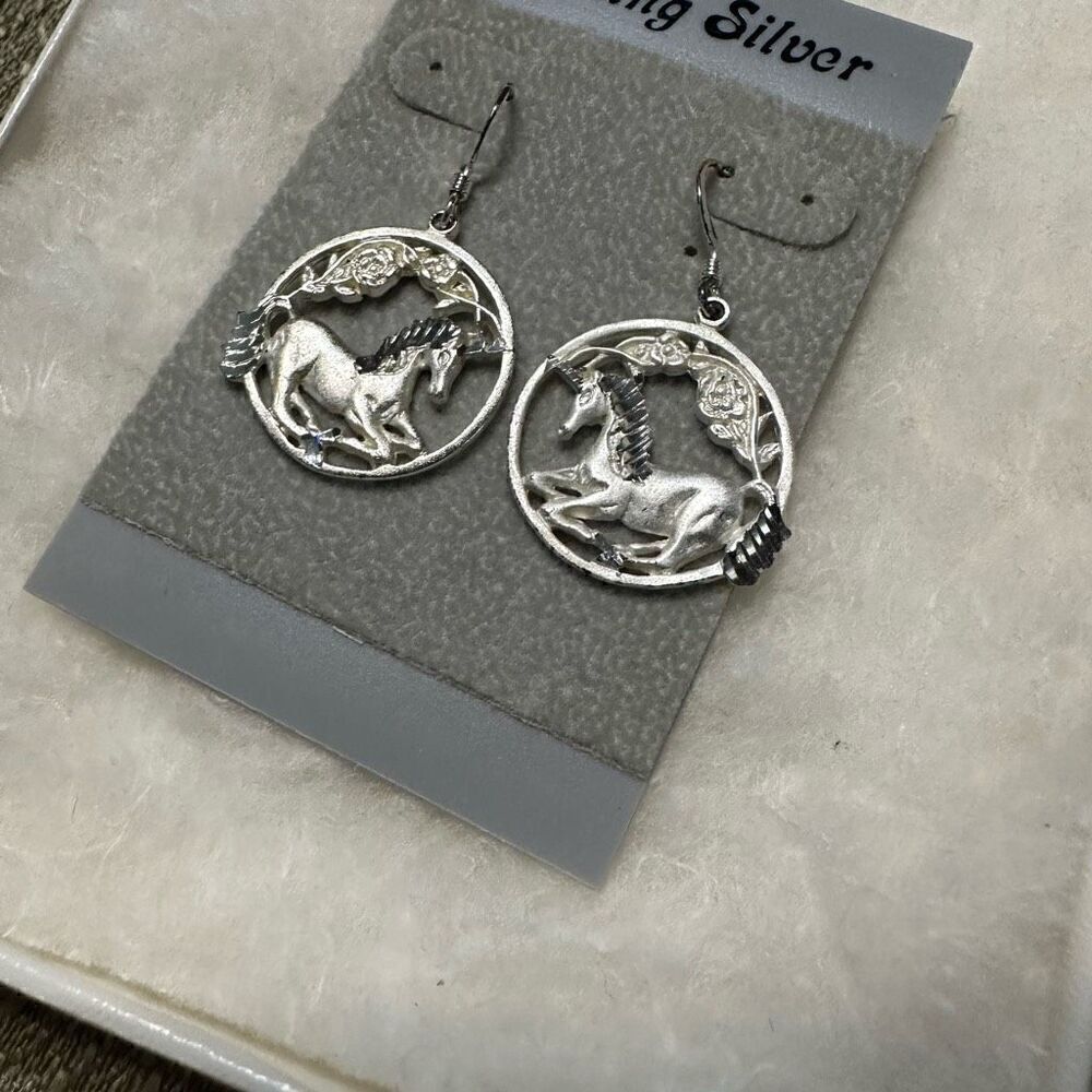 Vintage Sterling Silver Vintage Unicorn Dangle Earrings Size 1” New Old Stock